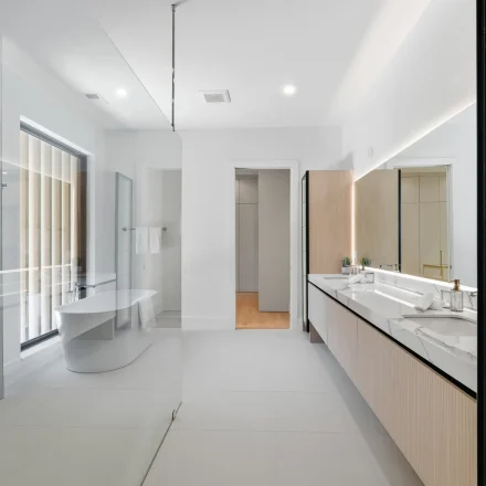 1747_gilson_st_mclean_va_primary_bathroom_3